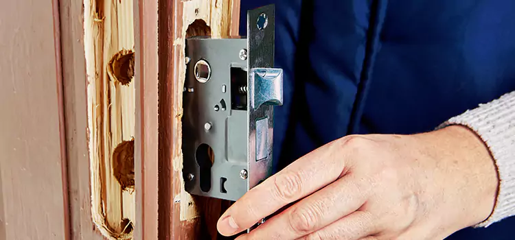 Garage Door Lock Replacement Missouri City
